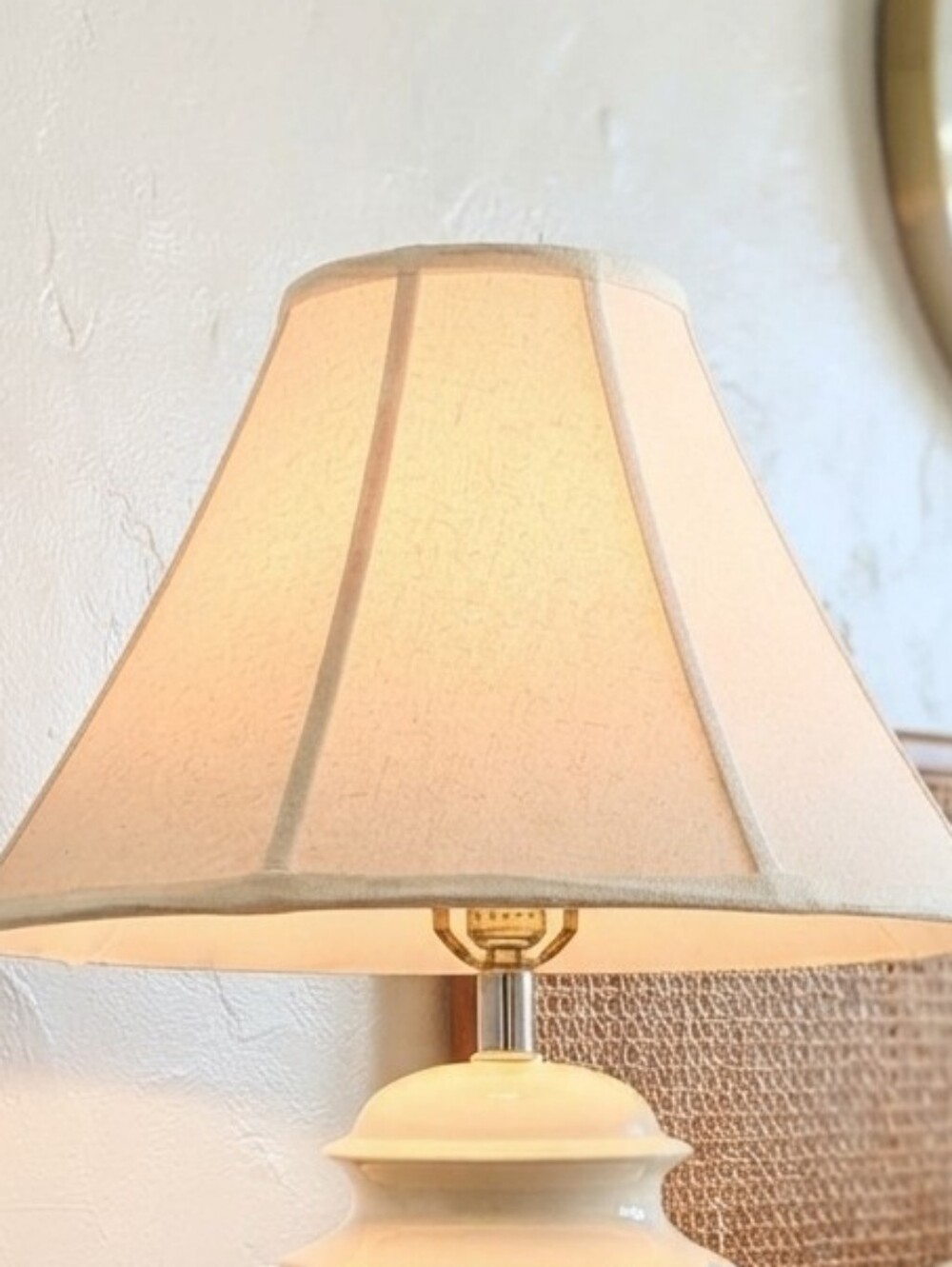 Classic Cream Panel Woven Lampshade Excellent Condition